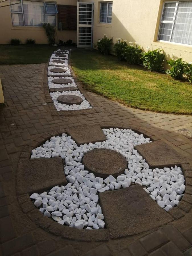 Tuvawa Luxury Suites Walvis Bay Exterior photo